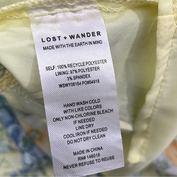 NWT Lost &‎ Wander Medium Floral Ruffle Tiered Lightweight Flowy Skirt - Picture 2 of 7